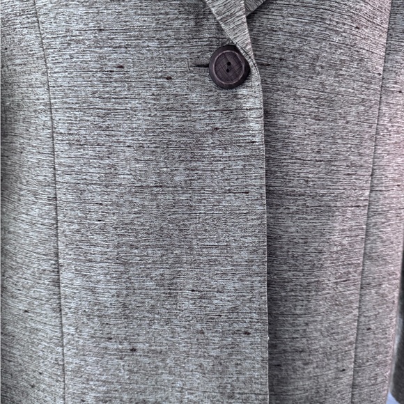 Women's tan tweed Blazer and Skirt Set - Picture 3 of 9